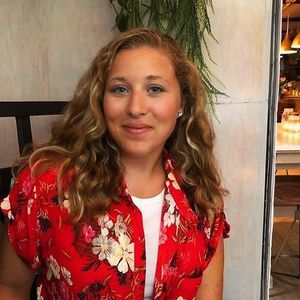 Meet your Posher, Fallon